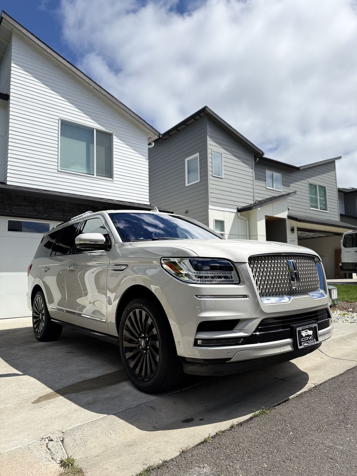 White Lincoln Navigator after a full detail